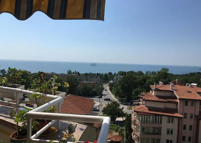 Buongiorno Garden 아파트 바르나